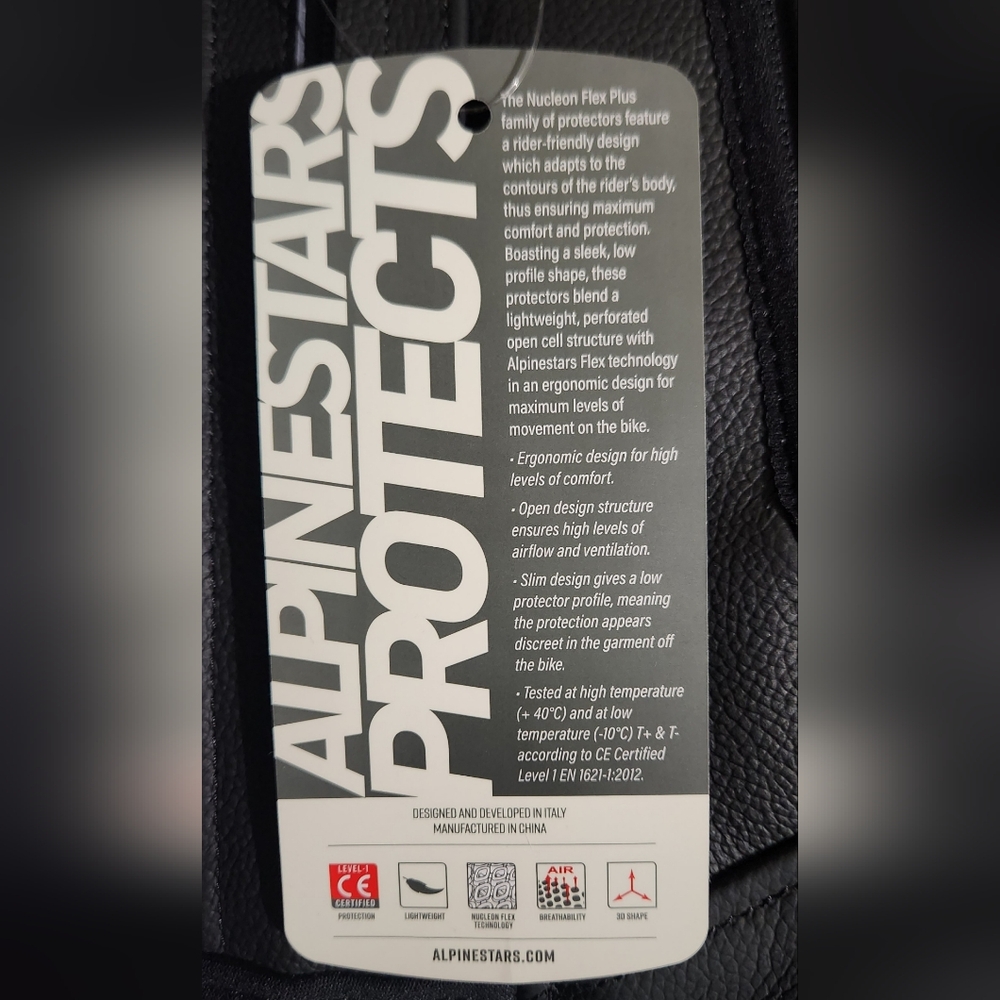 Motorcycle Riding Jacket - Picture 3 of 11